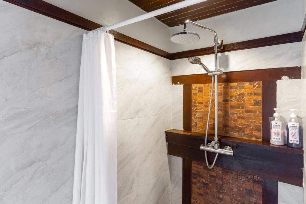 Sclass Villa & Swimming Pool , 10 Min From Airport Chiang Mai Exterior photo